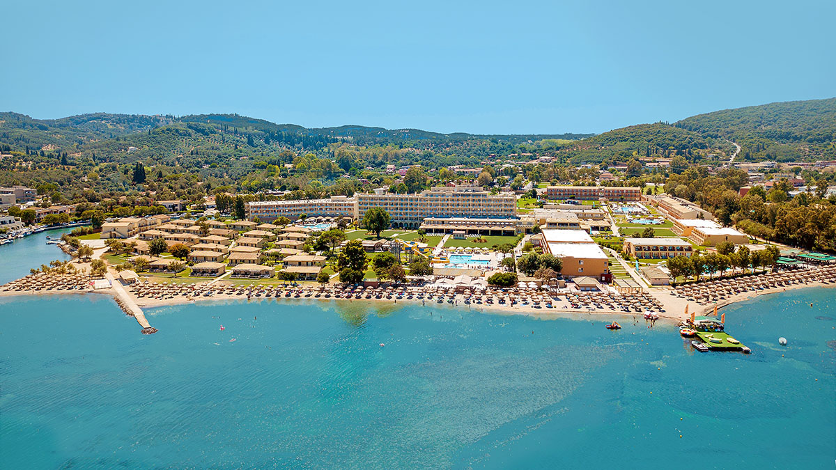 Canvas by Mitsis Messonghi